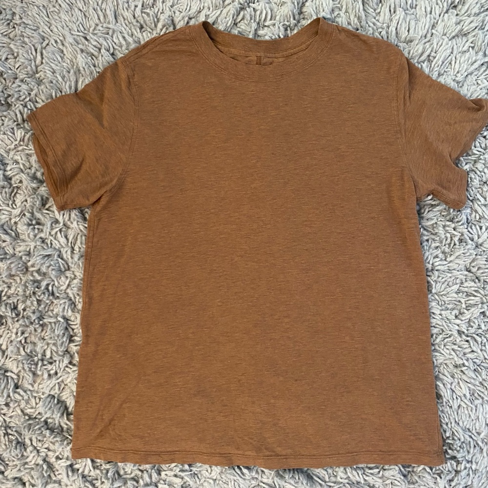 Lululemon All Yours Tee size 4